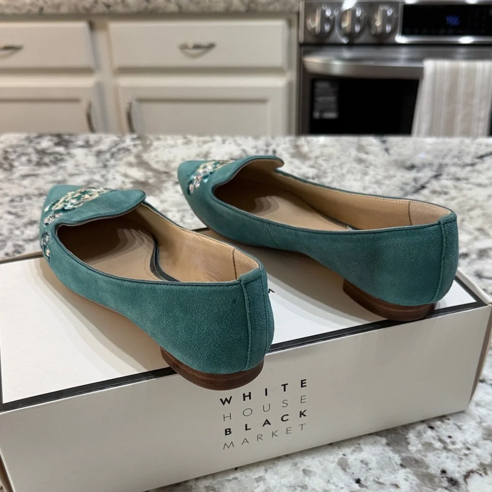 White House Black Market Green suede embroidered Floral Women's Loafers - Picture 4 of 8